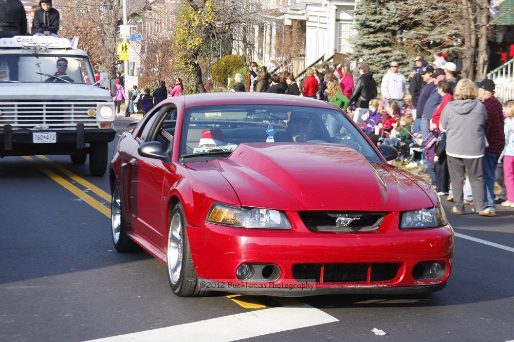 40th Annual Mayors Christmas Parade 2012\nPhotography by: Buckleman Photography\nall images ©2012 Buckleman Photography\nThe images displayed here are of low resolution;\nReprints available,  please contact us: \ngerard@bucklemanphotography.com\n410.608.7990\nbucklemanphotography.com\nFile Number 5799.jpg