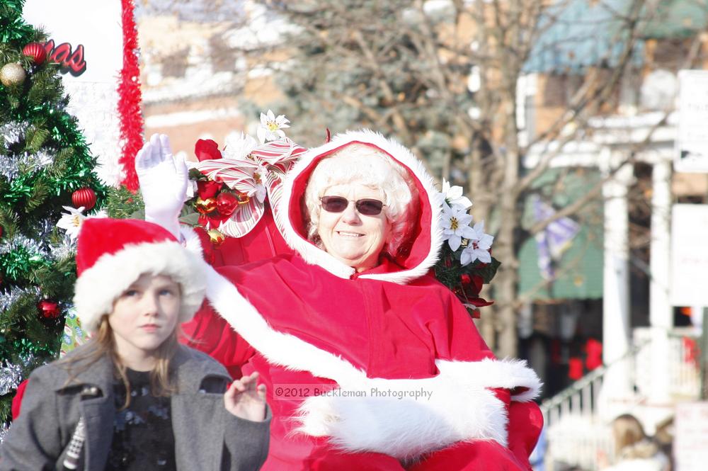 40th Annual Mayors Christmas Parade 2012\nPhotography by: Buckleman Photography\nall images ©2012 Buckleman Photography\nThe images displayed here are of low resolution;\nReprints available,  please contact us: \ngerard@bucklemanphotography.com\n410.608.7990\nbucklemanphotography.com\nFile Number 5808.jpg