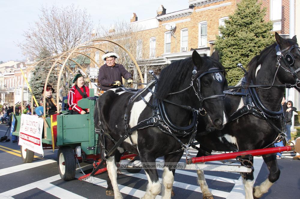 40th Annual Mayors Christmas Parade 2012\nPhotography by: Buckleman Photography\nall images ©2012 Buckleman Photography\nThe images displayed here are of low resolution;\nReprints available,  please contact us: \ngerard@bucklemanphotography.com\n410.608.7990\nbucklemanphotography.com\nFile Number 5820.jpg