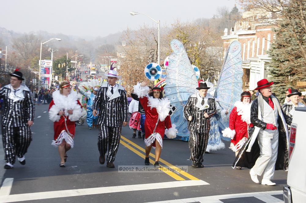 40th Annual Mayors Christmas Parade 2012\nPhotography by: Buckleman Photography\nall images ©2012 Buckleman Photography\nThe images displayed here are of low resolution;\nReprints available,  please contact us: \ngerard@bucklemanphotography.com\n410.608.7990\nbucklemanphotography.com\nFile Number 5836.jpg