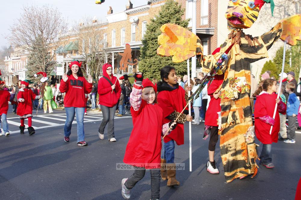 40th Annual Mayors Christmas Parade 2012\nPhotography by: Buckleman Photography\nall images ©2012 Buckleman Photography\nThe images displayed here are of low resolution;\nReprints available,  please contact us: \ngerard@bucklemanphotography.com\n410.608.7990\nbucklemanphotography.com\nFile Number 5865.jpg