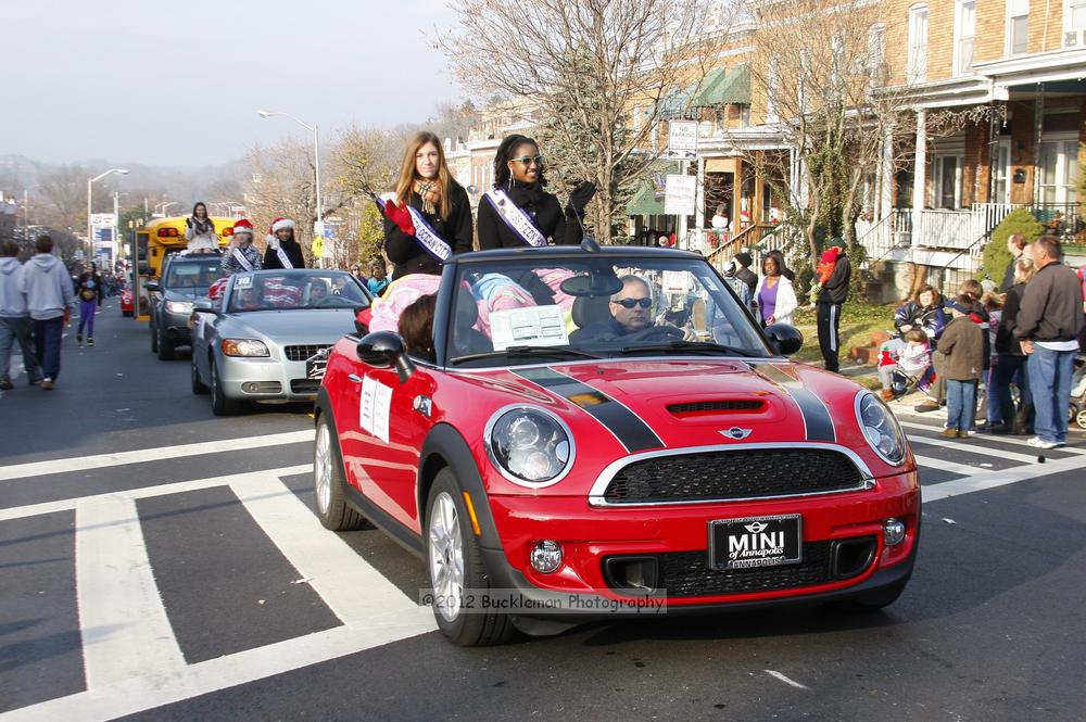 40th Annual Mayors Christmas Parade 2012\nPhotography by: Buckleman Photography\nall images ©2012 Buckleman Photography\nThe images displayed here are of low resolution;\nReprints available,  please contact us: \ngerard@bucklemanphotography.com\n410.608.7990\nbucklemanphotography.com\nFile Number 5902.jpg