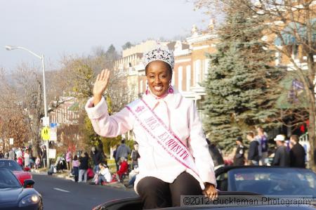 40th Annual Mayors Christmas Parade 2012\nPhotography by: Buckleman Photography\nall images ©2012 Buckleman Photography\nThe images displayed here are of low resolution;\nReprints available,  please contact us: \ngerard@bucklemanphotography.com\n410.608.7990\nbucklemanphotography.com\nFile Number 5979.jpg