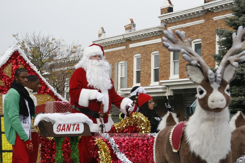 40th Annual Mayors Christmas Parade 2012\nPhotography by: Buckleman Photography\nall images ©2012 Buckleman Photography\nThe images displayed here are of low resolution;\nReprints available,  please contact us: \ngerard@bucklemanphotography.com\n410.608.7990\nbucklemanphotography.com\nFile Number 2829.jpg