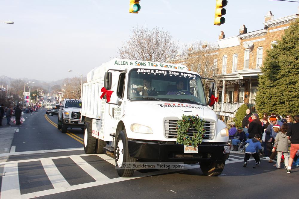 40th Annual Mayors Christmas Parade 2012\nPhotography by: Buckleman Photography\nall images ©2012 Buckleman Photography\nThe images displayed here are of low resolution;\nReprints available,  please contact us: \ngerard@bucklemanphotography.com\n410.608.7990\nbucklemanphotography.com\nFile Number 6047.jpg