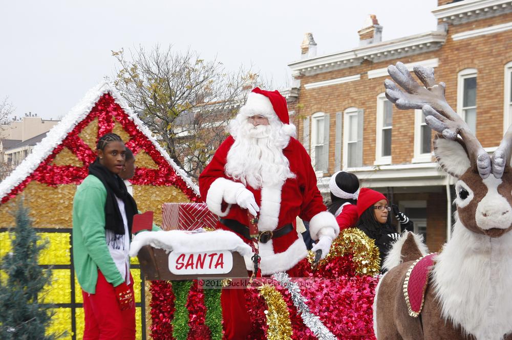 40th Annual Mayors Christmas Parade 2012\nPhotography by: Buckleman Photography\nall images ©2012 Buckleman Photography\nThe images displayed here are of low resolution;\nReprints available,  please contact us: \ngerard@bucklemanphotography.com\n410.608.7990\nbucklemanphotography.com\nFile Number 6227.jpg