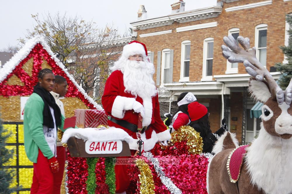 40th Annual Mayors Christmas Parade 2012\nPhotography by: Buckleman Photography\nall images ©2012 Buckleman Photography\nThe images displayed here are of low resolution;\nReprints available,  please contact us: \ngerard@bucklemanphotography.com\n410.608.7990\nbucklemanphotography.com\nFile Number 6229.jpg