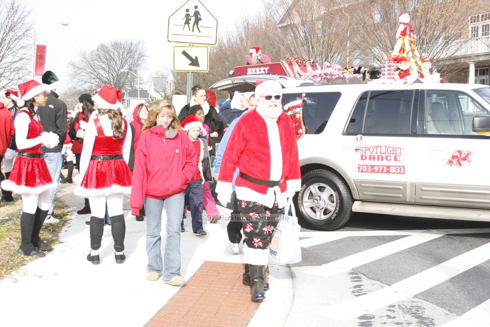 40th Annual Mayors Christmas Parade 2012\nPhotography by: Buckleman Photography\nall images ©2012 Buckleman Photography\nThe images displayed here are of low resolution;\nReprints available,  please contact us: \ngerard@bucklemanphotography.com\n410.608.7990\nbucklemanphotography.com\nFile Number 2024.jpg