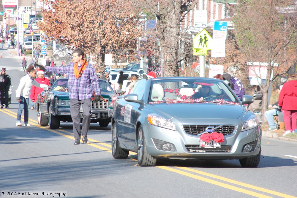 41st Annual Mayors Christmas Parade 2014 Division 1\nPhotography by: Buckleman Photography\nall images ©2014 Buckleman Photography\nThe images displayed here are of low resolution;\nReprints available, please contact us: \ngerard@bucklemanphotography.com\n410.608.7990\nbucklemanphotography.com\nFile number - 6446.jpg