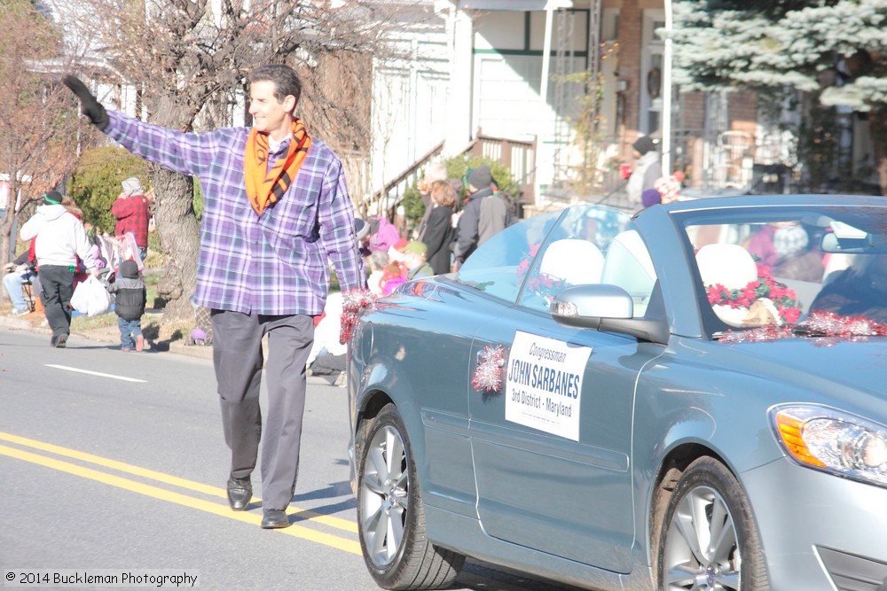 41st Annual Mayors Christmas Parade 2014 Division 1\nPhotography by: Buckleman Photography\nall images ©2014 Buckleman Photography\nThe images displayed here are of low resolution;\nReprints available, please contact us: \ngerard@bucklemanphotography.com\n410.608.7990\nbucklemanphotography.com\nFile number - 6447.jpg