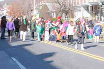 41st Annual Mayors Christmas Parade 2014 Division 1\nPhotography by: Buckleman Photography\nall images ©2014 Buckleman Photography\nThe images displayed here are of low resolution;\nReprints available, please contact us: \ngerard@bucklemanphotography.com\n410.608.7990\nbucklemanphotography.com\nFile number - 6483.jpg