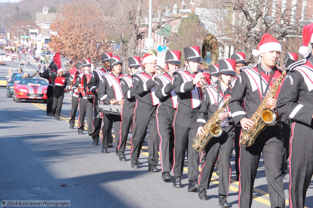 41st Annual Mayors Christmas Parade 2014 Division 1\nPhotography by: Buckleman Photography\nall images ©2014 Buckleman Photography\nThe images displayed here are of low resolution;\nReprints available, please contact us: \ngerard@bucklemanphotography.com\n410.608.7990\nbucklemanphotography.com\nFile number - 6505.jpg