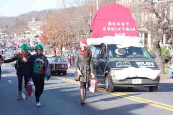 41st Annual Mayors Christmas Parade 2014 Division 1\nPhotography by: Buckleman Photography\nall images ©2014 Buckleman Photography\nThe images displayed here are of low resolution;\nReprints available, please contact us: \ngerard@bucklemanphotography.com\n410.608.7990\nbucklemanphotography.com\nFile number - 6544.jpg