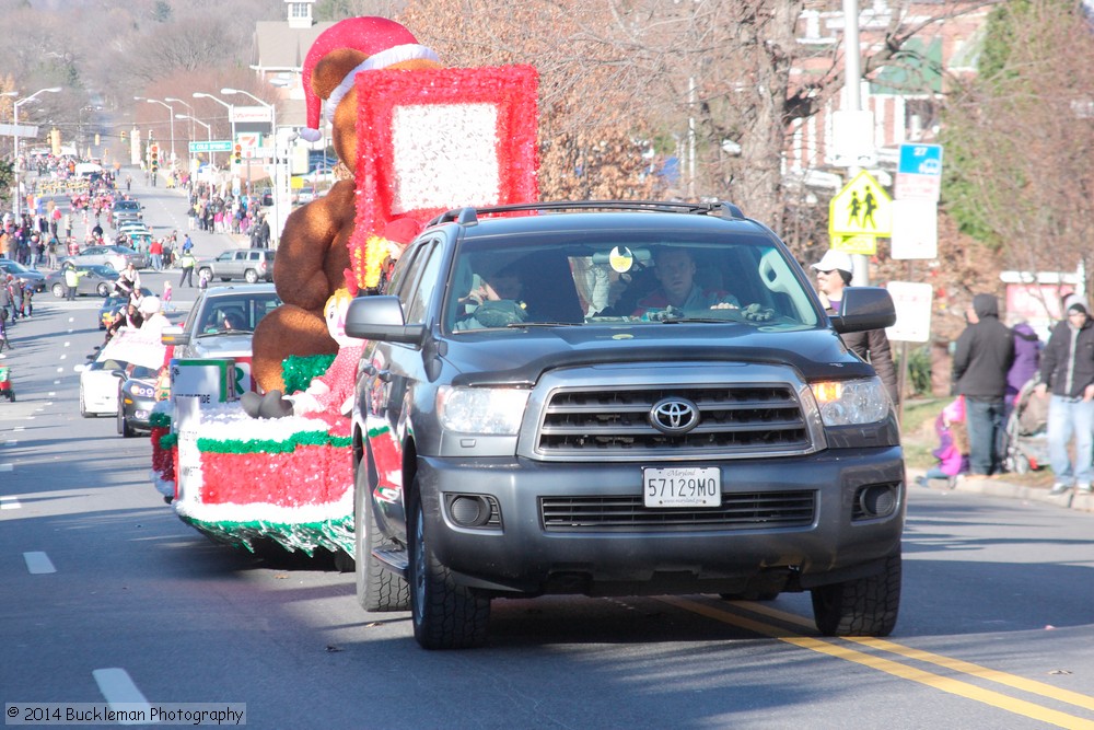 41st Annual Mayors Christmas Parade 2014 Division 1\nPhotography by: Buckleman Photography\nall images ©2014 Buckleman Photography\nThe images displayed here are of low resolution;\nReprints available, please contact us: \ngerard@bucklemanphotography.com\n410.608.7990\nbucklemanphotography.com\nFile number - 6568.jpg