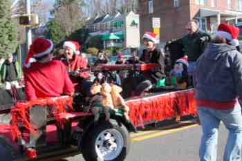 41st Annual Mayors Christmas Parade 2014 Division 1\nPhotography by: Buckleman Photography\nall images ©2014 Buckleman Photography\nThe images displayed here are of low resolution;\nReprints available, please contact us: \ngerard@bucklemanphotography.com\n410.608.7990\nbucklemanphotography.com\nFile number - 6575.jpg