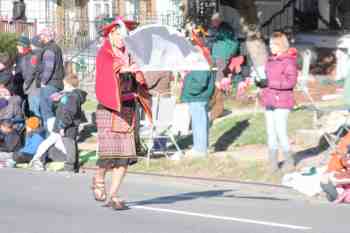 41st Annual Mayors Christmas Parade 2014 Division 1\nPhotography by: Buckleman Photography\nall images ©2014 Buckleman Photography\nThe images displayed here are of low resolution;\nReprints available, please contact us: \ngerard@bucklemanphotography.com\n410.608.7990\nbucklemanphotography.com\nFile number - 6611.jpg