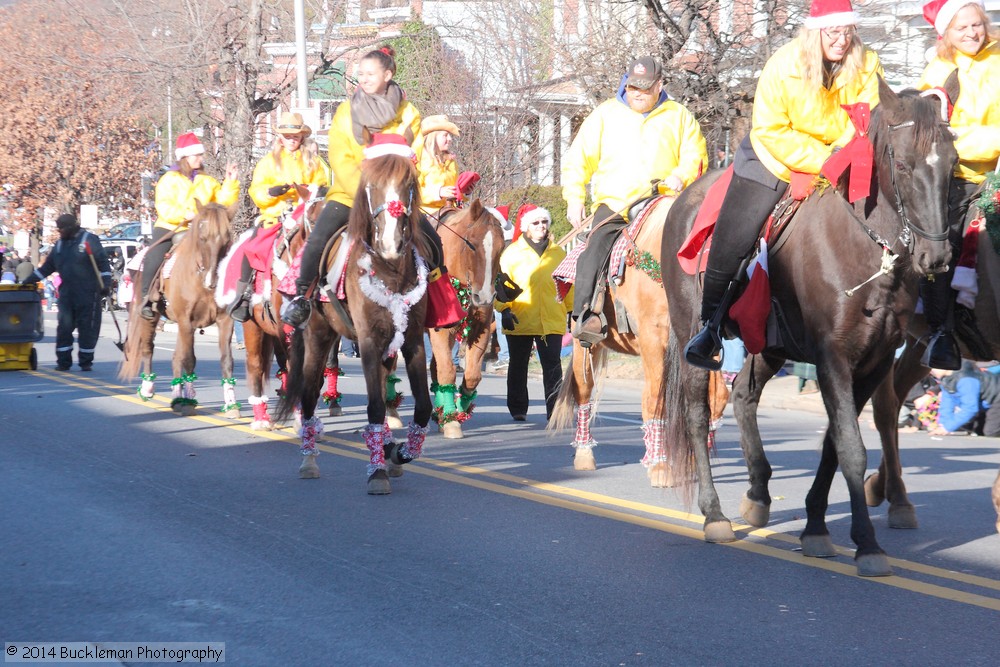 41st Annual Mayors Christmas Parade 2014 Division 1\nPhotography by: Buckleman Photography\nall images ©2014 Buckleman Photography\nThe images displayed here are of low resolution;\nReprints available, please contact us: \ngerard@bucklemanphotography.com\n410.608.7990\nbucklemanphotography.com\nFile number - 6642.jpg