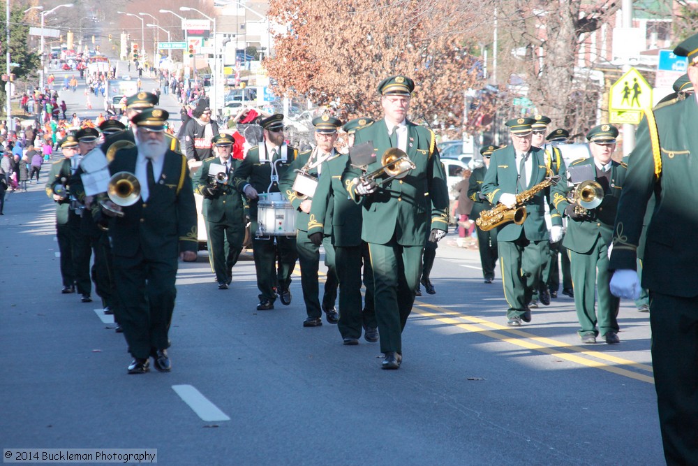 41st Annual Mayors Christmas Parade 2014 Division 1\nPhotography by: Buckleman Photography\nall images ©2014 Buckleman Photography\nThe images displayed here are of low resolution;\nReprints available, please contact us: \ngerard@bucklemanphotography.com\n410.608.7990\nbucklemanphotography.com\nFile number - 6654.jpg