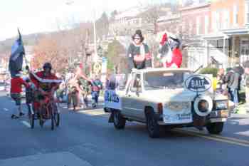 41st Annual Mayors Christmas Parade 2014 Division 1\nPhotography by: Buckleman Photography\nall images ©2014 Buckleman Photography\nThe images displayed here are of low resolution;\nReprints available, please contact us: \ngerard@bucklemanphotography.com\n410.608.7990\nbucklemanphotography.com\nFile number - 6657.jpg