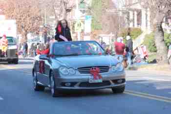 41st Annual Mayors Christmas Parade 2014 Division 1\nPhotography by: Buckleman Photography\nall images ©2014 Buckleman Photography\nThe images displayed here are of low resolution;\nReprints available, please contact us: \ngerard@bucklemanphotography.com\n410.608.7990\nbucklemanphotography.com\nFile number - 6681.jpg