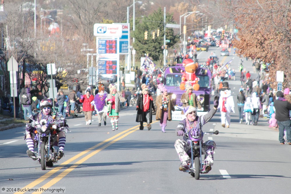 41st Annual Mayors Christmas Parade 2014 Division 1\nPhotography by: Buckleman Photography\nall images ©2014 Buckleman Photography\nThe images displayed here are of low resolution;\nReprints available, please contact us: \ngerard@bucklemanphotography.com\n410.608.7990\nbucklemanphotography.com\nFile number - 9550.jpg