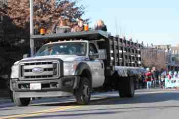 41st Annual Mayors Christmas Parade 2014 Division 1\nPhotography by: Buckleman Photography\nall images ©2014 Buckleman Photography\nThe images displayed here are of low resolution;\nReprints available, please contact us: \ngerard@bucklemanphotography.com\n410.608.7990\nbucklemanphotography.com\nFile number - 9564.jpg