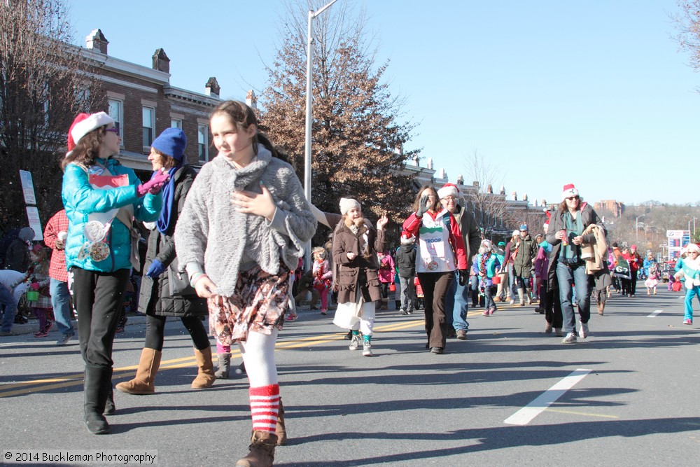 41st Annual Mayors Christmas Parade 2014 Division 1\nPhotography by: Buckleman Photography\nall images ©2014 Buckleman Photography\nThe images displayed here are of low resolution;\nReprints available, please contact us: \ngerard@bucklemanphotography.com\n410.608.7990\nbucklemanphotography.com\nFile number - 9573.jpg