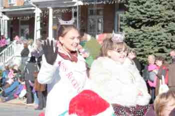 41st Annual Mayors Christmas Parade 2014 Division 1\nPhotography by: Buckleman Photography\nall images ©2014 Buckleman Photography\nThe images displayed here are of low resolution;\nReprints available, please contact us: \ngerard@bucklemanphotography.com\n410.608.7990\nbucklemanphotography.com\nFile number - 9619.jpg