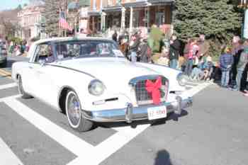 41st Annual Mayors Christmas Parade 2014 Division 1\nPhotography by: Buckleman Photography\nall images ©2014 Buckleman Photography\nThe images displayed here are of low resolution;\nReprints available, please contact us: \ngerard@bucklemanphotography.com\n410.608.7990\nbucklemanphotography.com\nFile number - 9622.jpg