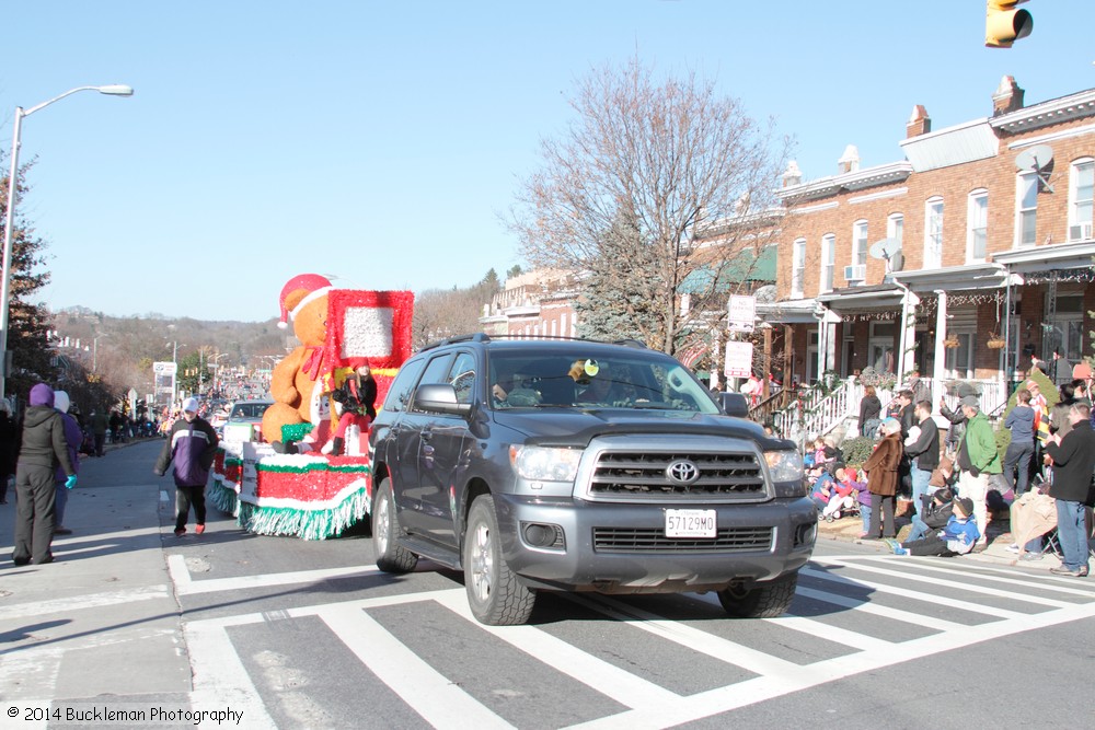 41st Annual Mayors Christmas Parade 2014 Division 1\nPhotography by: Buckleman Photography\nall images ©2014 Buckleman Photography\nThe images displayed here are of low resolution;\nReprints available, please contact us: \ngerard@bucklemanphotography.com\n410.608.7990\nbucklemanphotography.com\nFile number - 9639.jpg