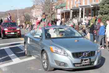 41st Annual Mayors Christmas Parade 2014 Division 1\nPhotography by: Buckleman Photography\nall images ©2014 Buckleman Photography\nThe images displayed here are of low resolution;\nReprints available, please contact us: \ngerard@bucklemanphotography.com\n410.608.7990\nbucklemanphotography.com\nFile number - 9681.jpg