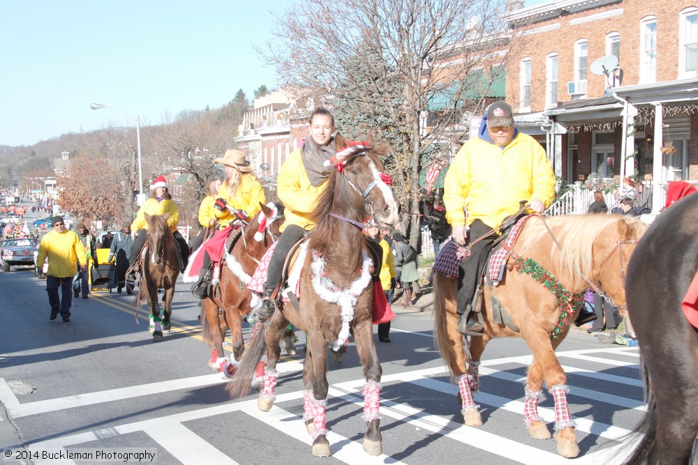 41st Annual Mayors Christmas Parade 2014 Division 1\nPhotography by: Buckleman Photography\nall images ©2014 Buckleman Photography\nThe images displayed here are of low resolution;\nReprints available, please contact us: \ngerard@bucklemanphotography.com\n410.608.7990\nbucklemanphotography.com\nFile number - 9704.jpg