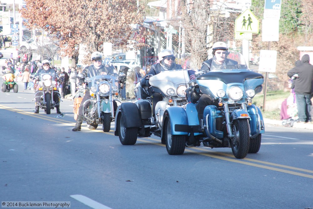 41st Annual Mayors Christmas Parade 2014\nPhotography by: Buckleman Photography\nall images ©2014 Buckleman Photography\nThe images displayed here are of low resolution;\nReprints available, please contact us: \ngerard@bucklemanphotography.com\n410.608.7990\nbucklemanphotography.com\nFile Number - 6721.jpg