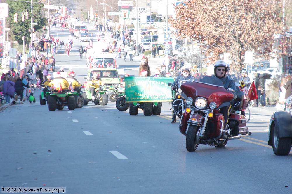 41st Annual Mayors Christmas Parade 2014\nPhotography by: Buckleman Photography\nall images ©2014 Buckleman Photography\nThe images displayed here are of low resolution;\nReprints available, please contact us: \ngerard@bucklemanphotography.com\n410.608.7990\nbucklemanphotography.com\nFile Number - 6725.jpg