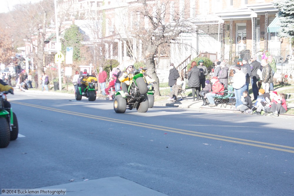 41st Annual Mayors Christmas Parade 2014\nPhotography by: Buckleman Photography\nall images ©2014 Buckleman Photography\nThe images displayed here are of low resolution;\nReprints available, please contact us: \ngerard@bucklemanphotography.com\n410.608.7990\nbucklemanphotography.com\nFile Number - 6729.jpg