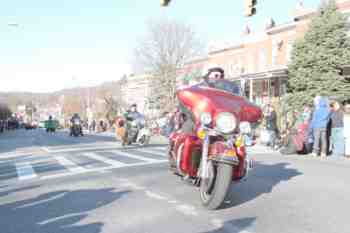 41st Annual Mayors Christmas Parade 2014 Division 1\nPhotography by: Buckleman Photography\nall images ©2014 Buckleman Photography\nThe images displayed here are of low resolution;\nReprints available, please contact us: \ngerard@bucklemanphotography.com\n410.608.7990\nbucklemanphotography.com\nFile number - 9761.jpg