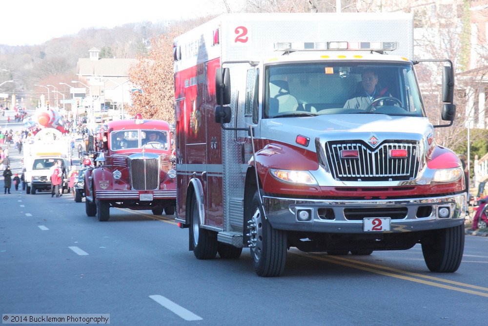 41st Annual Mayors Christmas Parade 2014 - Division 2\nPhotography by: Buckleman Photography\nall images ©2014 Buckleman Photography\nThe images displayed here are of low resolution;\nReprints available, please contact us: \ngerard@bucklemanphotography.com\n410.608.7990\nbucklemanphotography.com\nFile Number - 6760.jpg