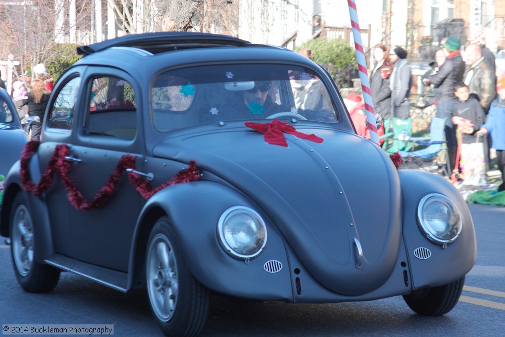 41st Annual Mayors Christmas Parade 2014 - Division 2\nPhotography by: Buckleman Photography\nall images ©2014 Buckleman Photography\nThe images displayed here are of low resolution;\nReprints available, please contact us: \ngerard@bucklemanphotography.com\n410.608.7990\nbucklemanphotography.com\nFile Number - 6802.jpg