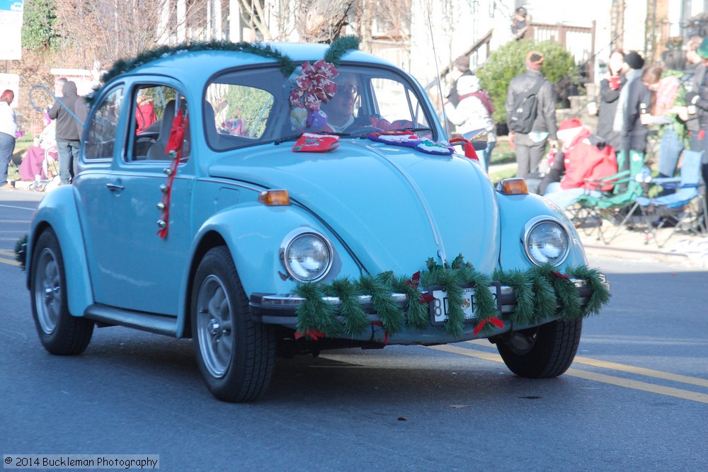 41st Annual Mayors Christmas Parade 2014 - Division 2\nPhotography by: Buckleman Photography\nall images ©2014 Buckleman Photography\nThe images displayed here are of low resolution;\nReprints available, please contact us: \ngerard@bucklemanphotography.com\n410.608.7990\nbucklemanphotography.com\nFile Number - 6807.jpg