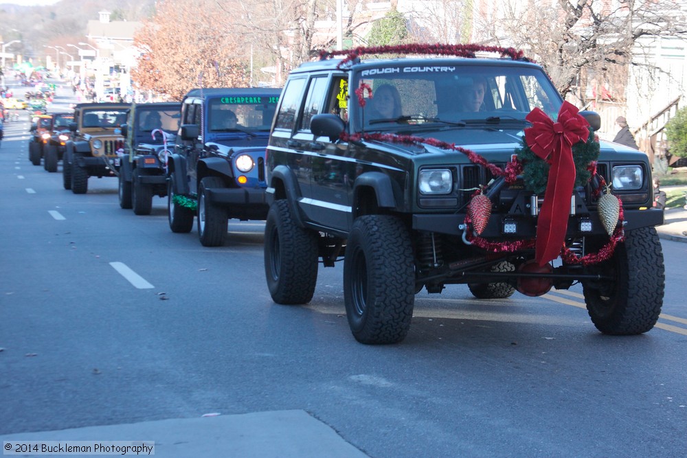 41st Annual Mayors Christmas Parade 2014 - Division 2\nPhotography by: Buckleman Photography\nall images ©2014 Buckleman Photography\nThe images displayed here are of low resolution;\nReprints available, please contact us: \ngerard@bucklemanphotography.com\n410.608.7990\nbucklemanphotography.com\nFile Number - 6850.jpg