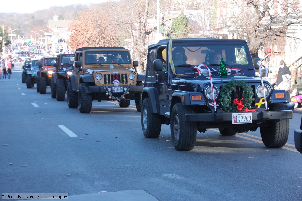 41st Annual Mayors Christmas Parade 2014 - Division 2\nPhotography by: Buckleman Photography\nall images ©2014 Buckleman Photography\nThe images displayed here are of low resolution;\nReprints available, please contact us: \ngerard@bucklemanphotography.com\n410.608.7990\nbucklemanphotography.com\nFile Number - 6851.jpg