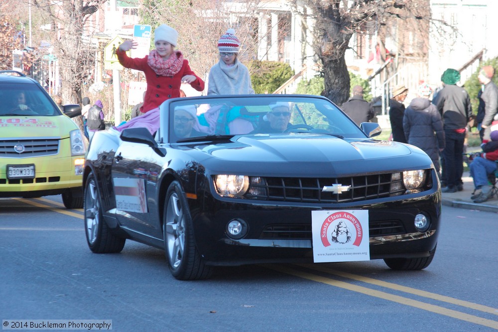 41st Annual Mayors Christmas Parade 2014 - Division 2\nPhotography by: Buckleman Photography\nall images ©2014 Buckleman Photography\nThe images displayed here are of low resolution;\nReprints available, please contact us: \ngerard@bucklemanphotography.com\n410.608.7990\nbucklemanphotography.com\nFile Number - 6899.jpg
