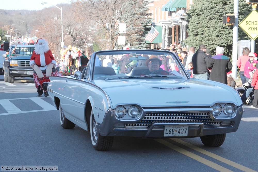 41st Annual Mayors Christmas Parade 2014 Division 1\nPhotography by: Buckleman Photography\nall images ©2014 Buckleman Photography\nThe images displayed here are of low resolution;\nReprints available, please contact us: \ngerard@bucklemanphotography.com\n410.608.7990\nbucklemanphotography.com\nFile number - 9779.jpg