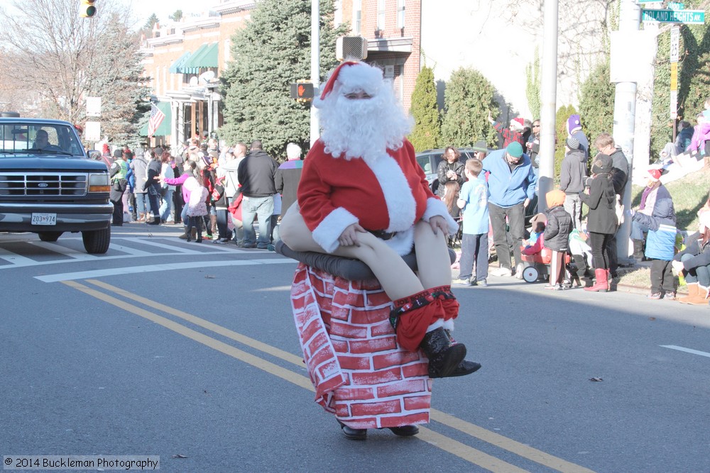 41st Annual Mayors Christmas Parade 2014 Division 1\nPhotography by: Buckleman Photography\nall images ©2014 Buckleman Photography\nThe images displayed here are of low resolution;\nReprints available, please contact us: \ngerard@bucklemanphotography.com\n410.608.7990\nbucklemanphotography.com\nFile number - 9780.jpg