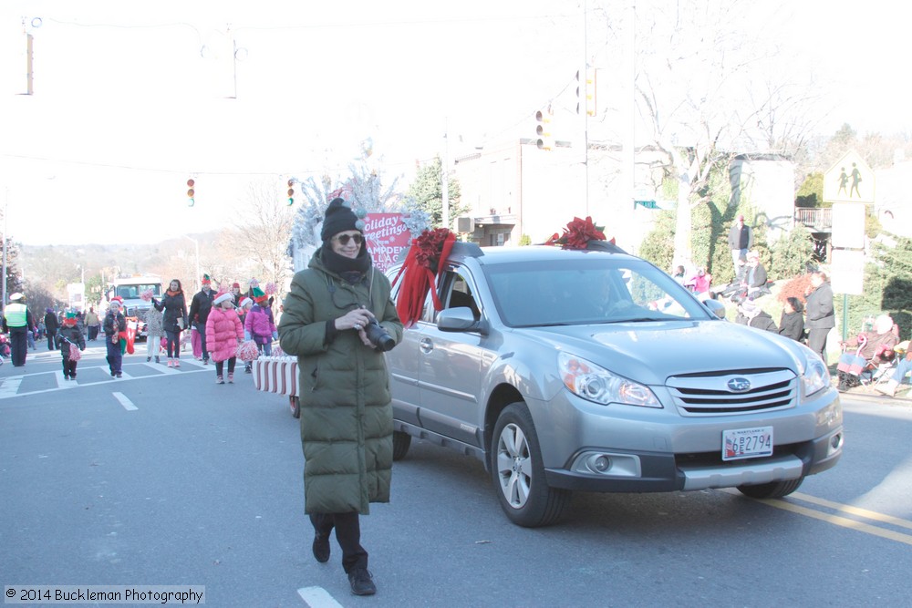 41st Annual Mayors Christmas Parade 2014 Division 1\nPhotography by: Buckleman Photography\nall images ©2014 Buckleman Photography\nThe images displayed here are of low resolution;\nReprints available, please contact us: \ngerard@bucklemanphotography.com\n410.608.7990\nbucklemanphotography.com\nFile number - 9792.jpg