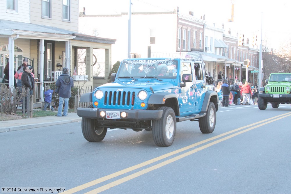 41st Annual Mayors Christmas Parade 2014 Division 1\nPhotography by: Buckleman Photography\nall images ©2014 Buckleman Photography\nThe images displayed here are of low resolution;\nReprints available, please contact us: \ngerard@bucklemanphotography.com\n410.608.7990\nbucklemanphotography.com\nFile number - 9900.jpg