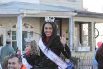 41st Annual Mayors Christmas Parade 2014 Division 1\nPhotography by: Buckleman Photography\nall images ©2014 Buckleman Photography\nThe images displayed here are of low resolution;\nReprints available, please contact us: \ngerard@bucklemanphotography.com\n410.608.7990\nbucklemanphotography.com\nFile number - 0013.jpg