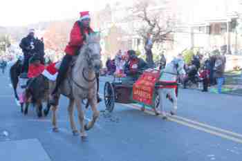 41st Annual Mayors Christmas Parade 2014 - Division 3\nPhotography by: Buckleman Photography\nall images ©2014 Buckleman Photography\nThe images displayed here are of low resolution;\nReprints available, please contact us:\ngerard@bucklemanphotography.com\n410.608.7990\nbucklemanphotography.com\nFile Number - 6961.jpg