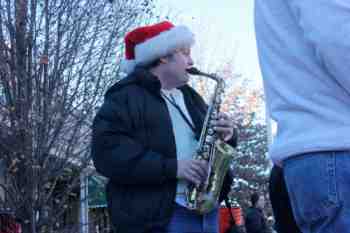 41st Annual Mayors Christmas Parade 2014 - Division 3\nPhotography by: Buckleman Photography\nall images ©2014 Buckleman Photography\nThe images displayed here are of low resolution;\nReprints available, please contact us:\ngerard@bucklemanphotography.com\n410.608.7990\nbucklemanphotography.com\nFile Number - 6967.jpg