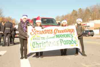 41st Annual Mayors Christmas Parade 2014 Division 1\nPhotography by: Buckleman Photography\nall images ©2014 Buckleman Photography\nThe images displayed here are of low resolution;\nReprints available, please contact us: \ngerard@bucklemanphotography.com\n410.608.7990\nbucklemanphotography.com\nFile number - 9444.jpg